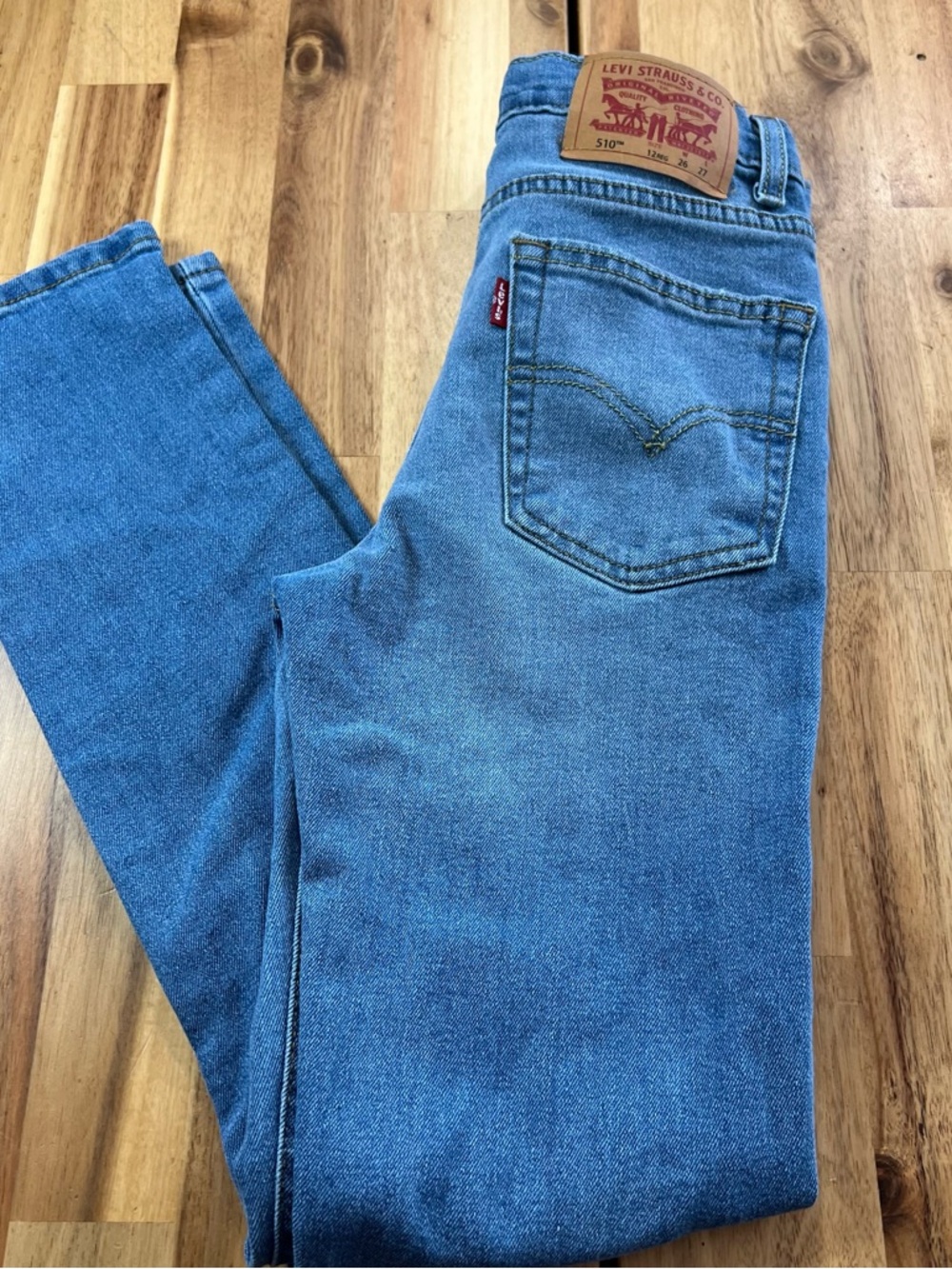 Levi’s 510 Skinny Jeans Youth 12 Distressed Light Wash Stretch Denim - Picture 8 of 9